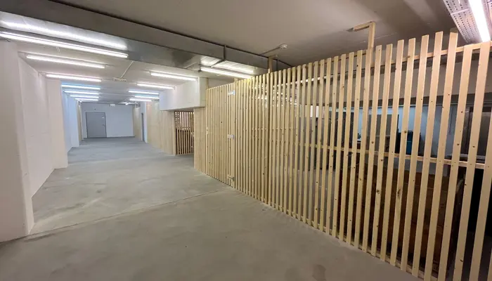 Garde-meuble Garde-meuble Martigny: Pièce de stockage av. de la Gare 36, 1950 Sion