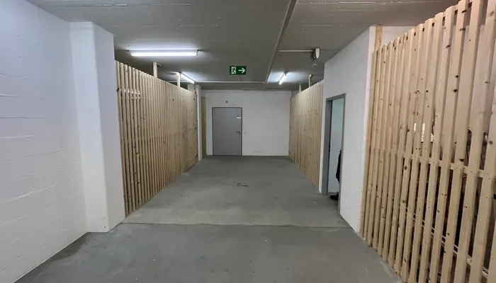 Garde-meuble Garde-meuble Martigny: Pièce de stockage av. de la Gare 36, 1950 Sion