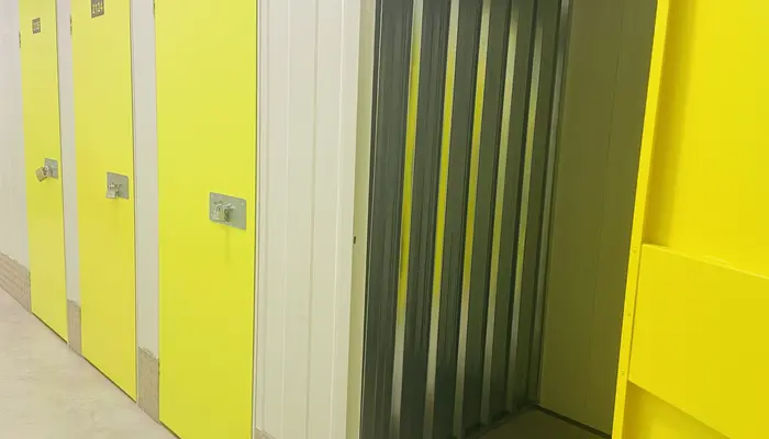 Storage room Storage room Pinto: Self storage box C. San Mames, 36, Villaverde , 28021 Madrid