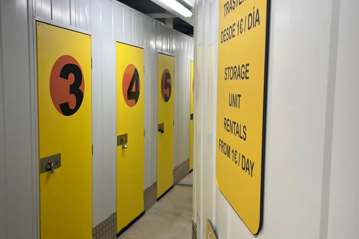 Storage room Alquiler de trasteros en Benalmádena Retamar - Easybox