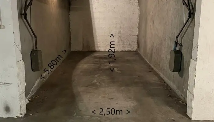 Garde-meuble Garde-meuble Genève: Garage individuel Rue de la Dôle 4, 1203 Genève