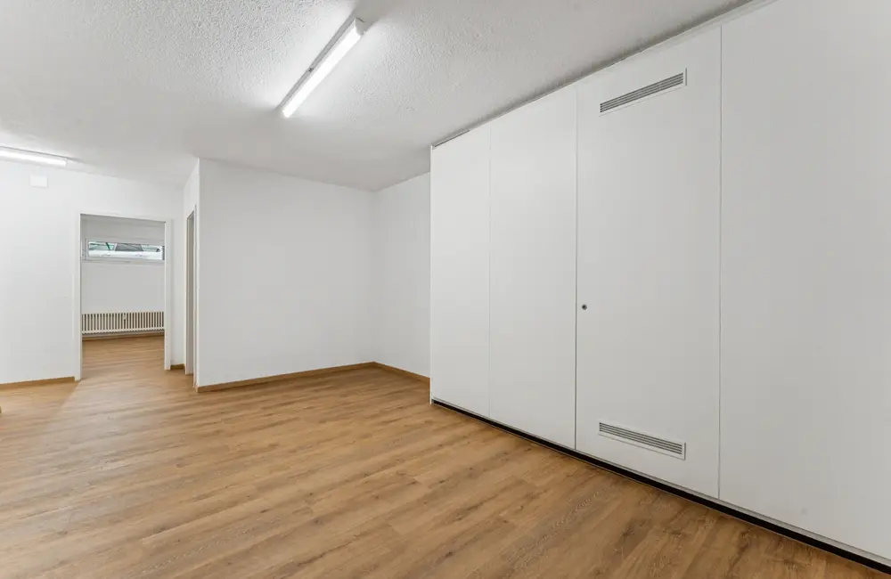 Garde-meuble Neu sanierter Bastelraum zu vermieten