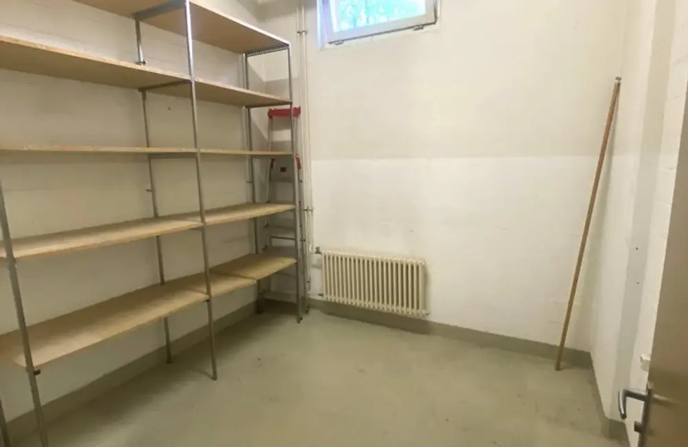 Garde-meuble Bastelraum in Mehrfamilienhaus
