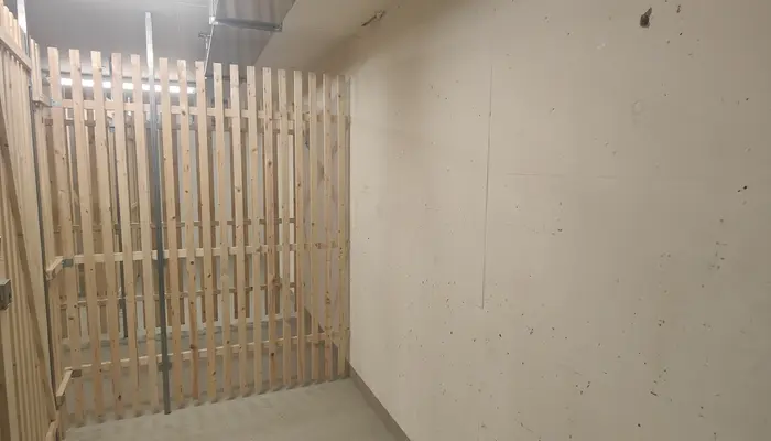 Storage room Storage room Muttenz: Storage room Hochstrasse 16, 4053 Basel