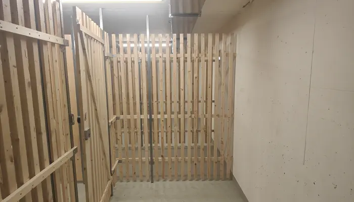 Storage room Storage room Muttenz: Storage room Hochstrasse 16, 4053 Basel