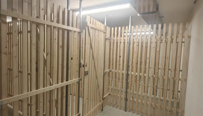 Storage room Storage room Muttenz: Storage room Hochstrasse 16, 4053 Basel