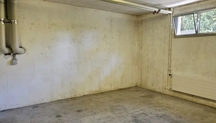 Storage room Storage room Kloten: Storage room Neunbrunnenstrasse 194, 8046 Zürich
