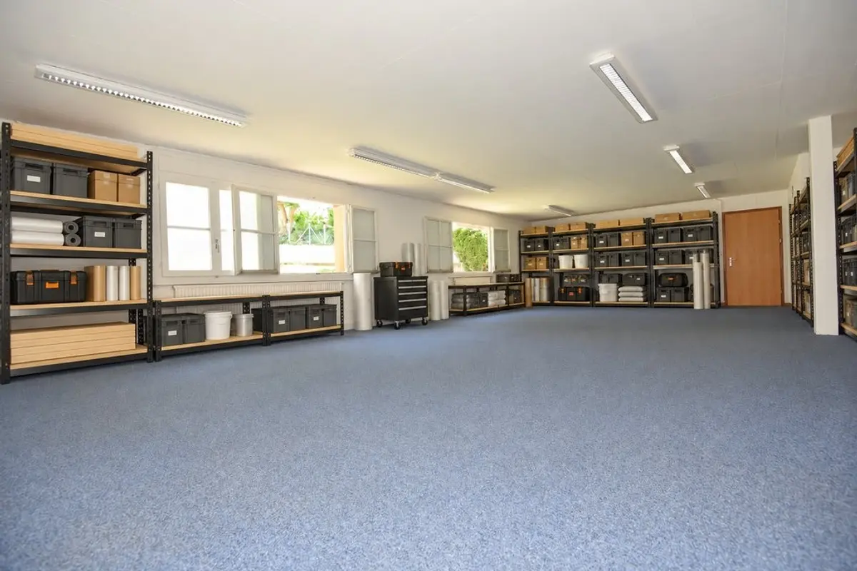 Storage room Votre matériel mérite de l'espace ! Dépôt de 86 m2