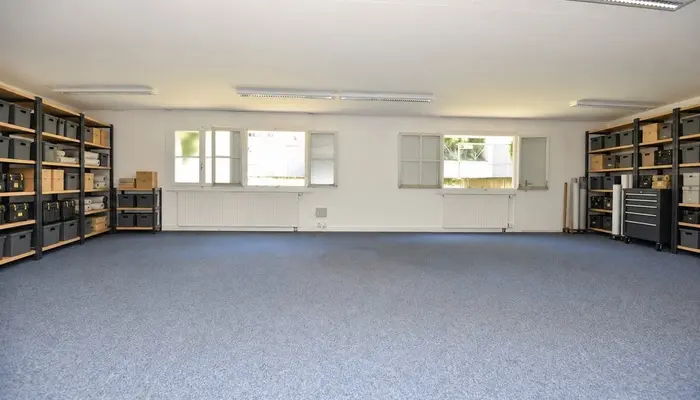 Storage room Le Mont-sur-Lausanne: Storage room Guiguer-de-Prangins 5, 1004 Lausanne