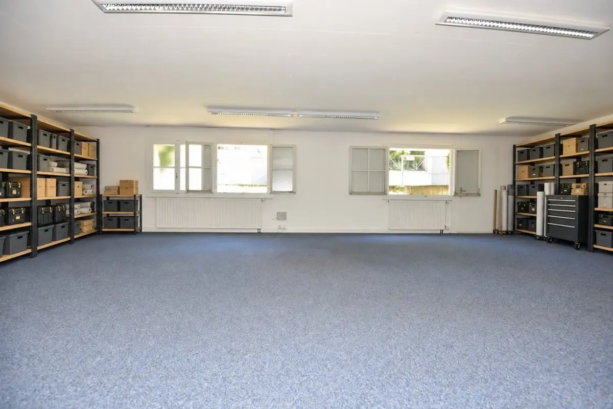 Storage room Votre matériel mérite de l'espace ! Dépôt de 86 m2