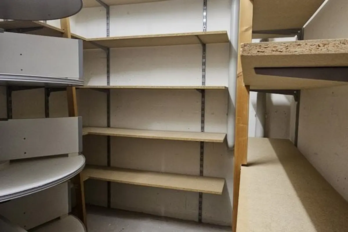 Storage room 3m2 Archiv oder Abstellraum zentrumsnah in Zug