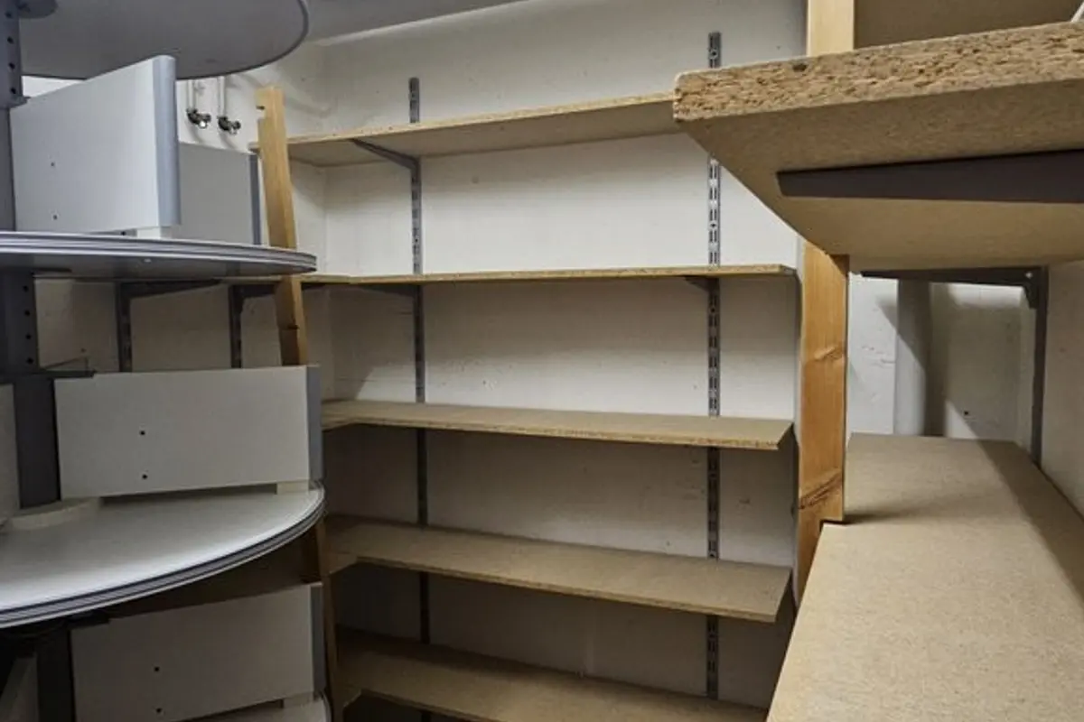 Storage room 3m2 Archiv oder Abstellraum zentrumsnah in Zug