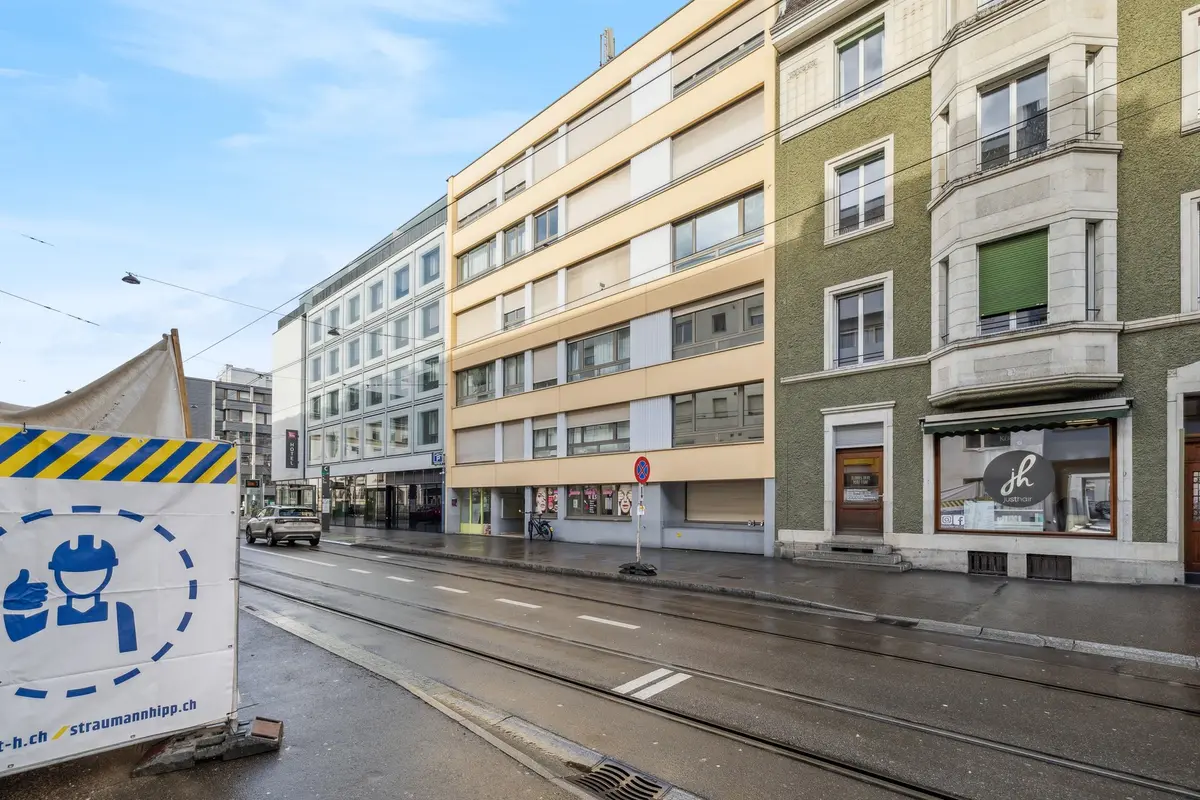Garde-meuble Bastelraum direkt im Gundeliquartier
