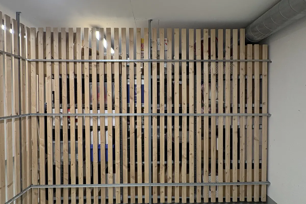 Lagerraum mieten 8m2 Kellerabteil Zürich - Hagenholzstrasse 59