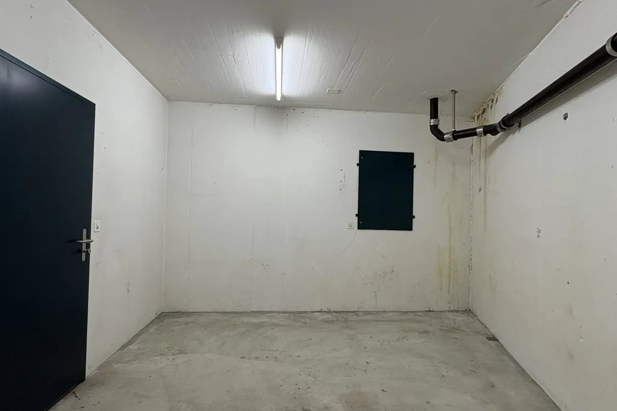 Storage room 15.9m2 Lagerraum Wädenswil - Zugerstrasse 2