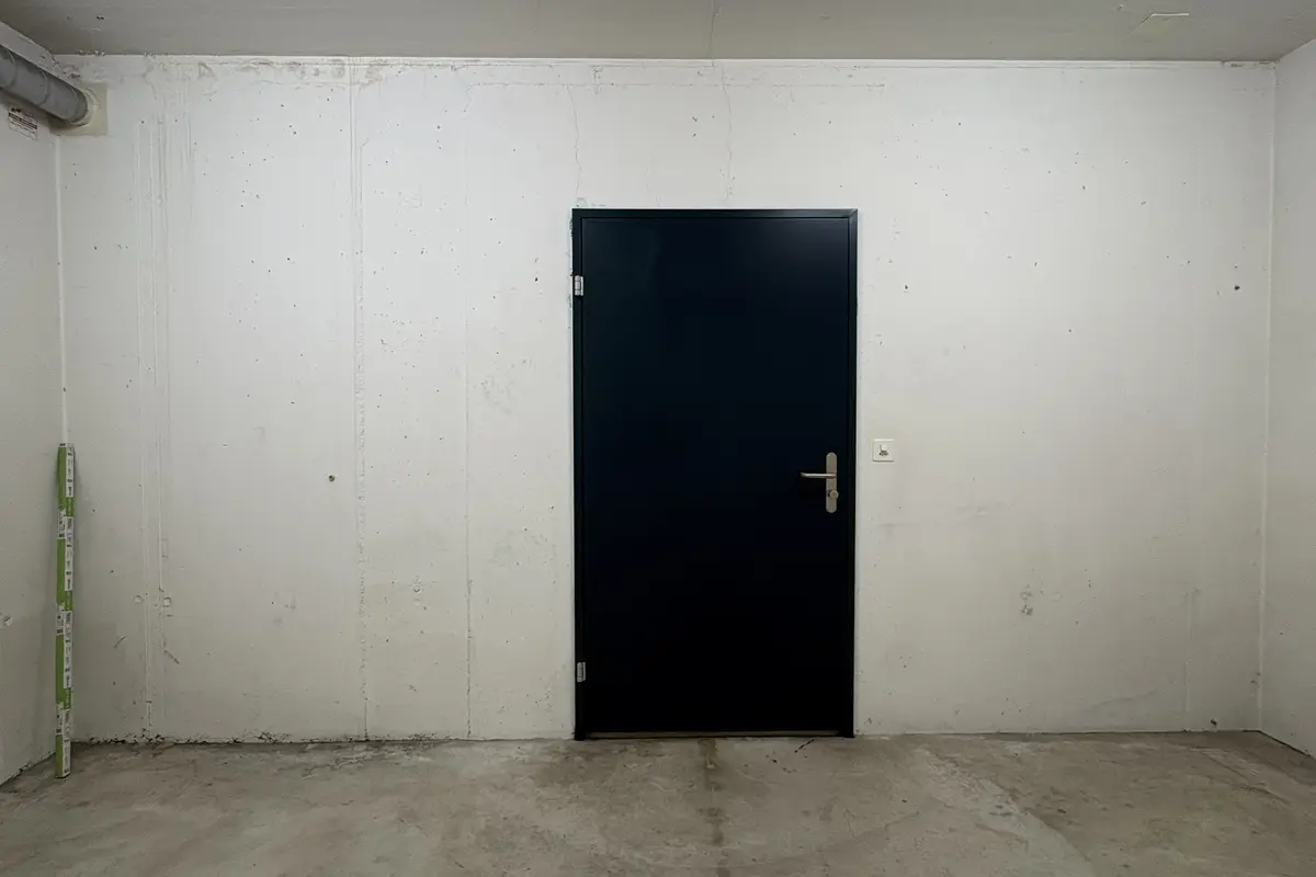 Storage room 15.9m2 Lagerraum Wädenswil - Zugerstrasse 2