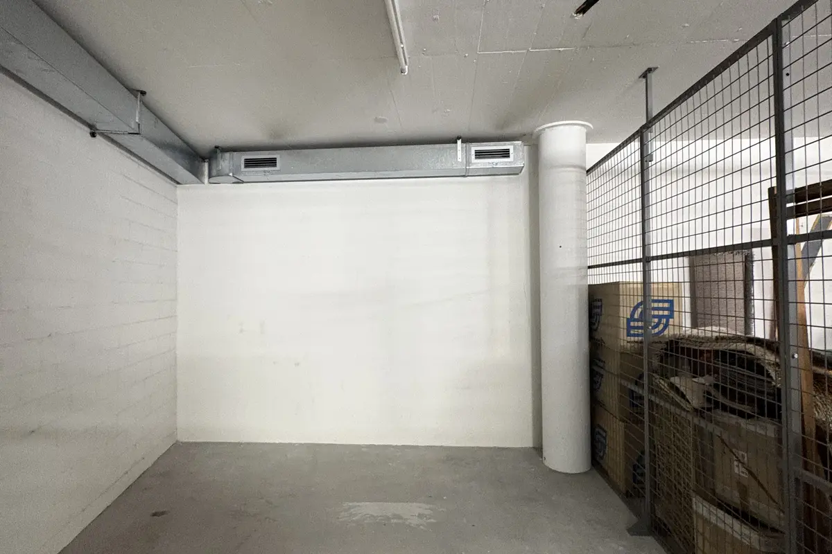Storage room 16.9m2 Lagerraum Wädenswil - Zugerstrasse 2