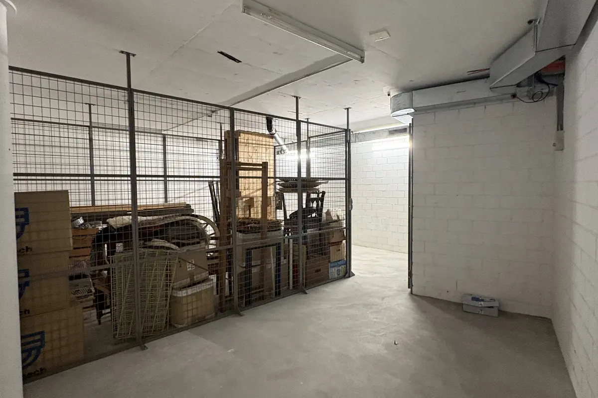 Storage room 16.9m2 Lagerraum Wädenswil - Zugerstrasse 2