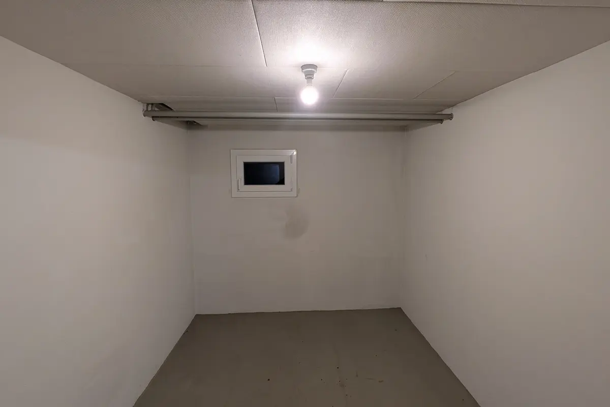Storage room 10m2 Lagerraum Greifensee - Burstwiesenstrasse 69