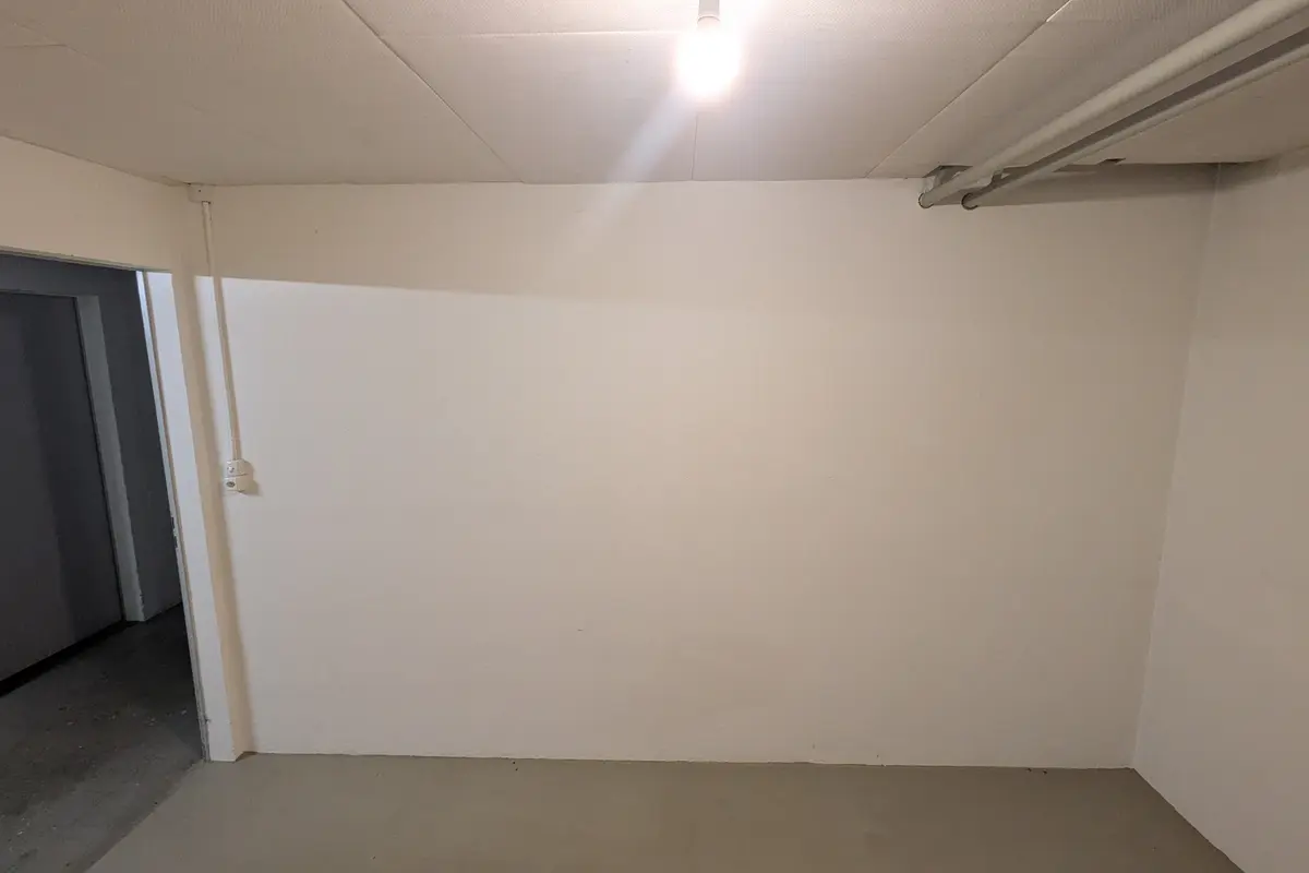 Storage room 10m2 Lagerraum Greifensee - Burstwiesenstrasse 69