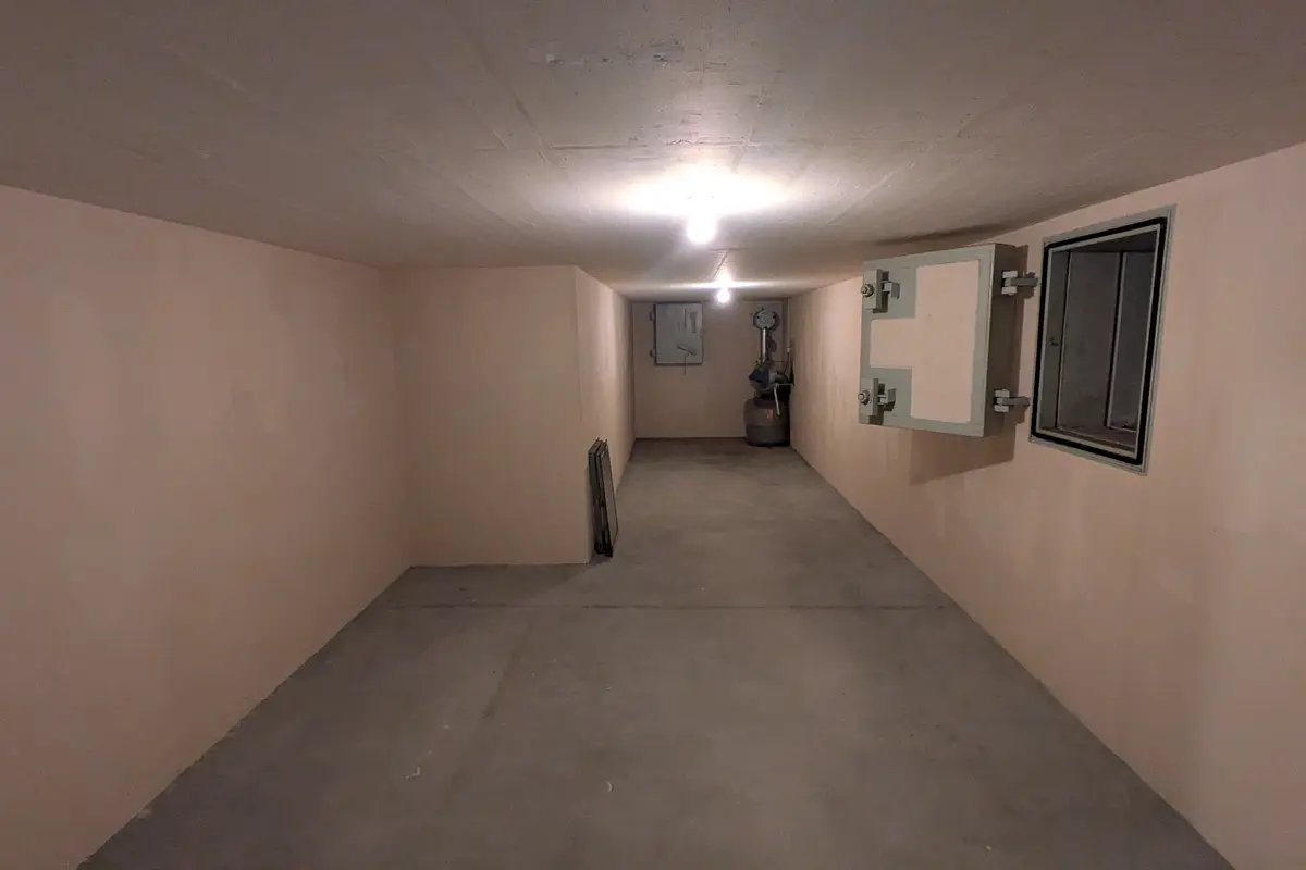 Storage room 30m2 Lagerraum Greifensee - Sandbüelstrasse 44