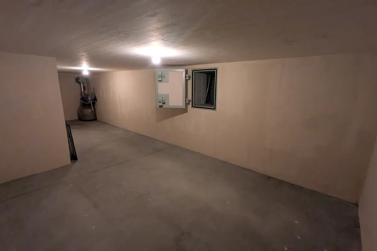 Storage room 30m2 Lagerraum Greifensee - Sandbüelstrasse 44