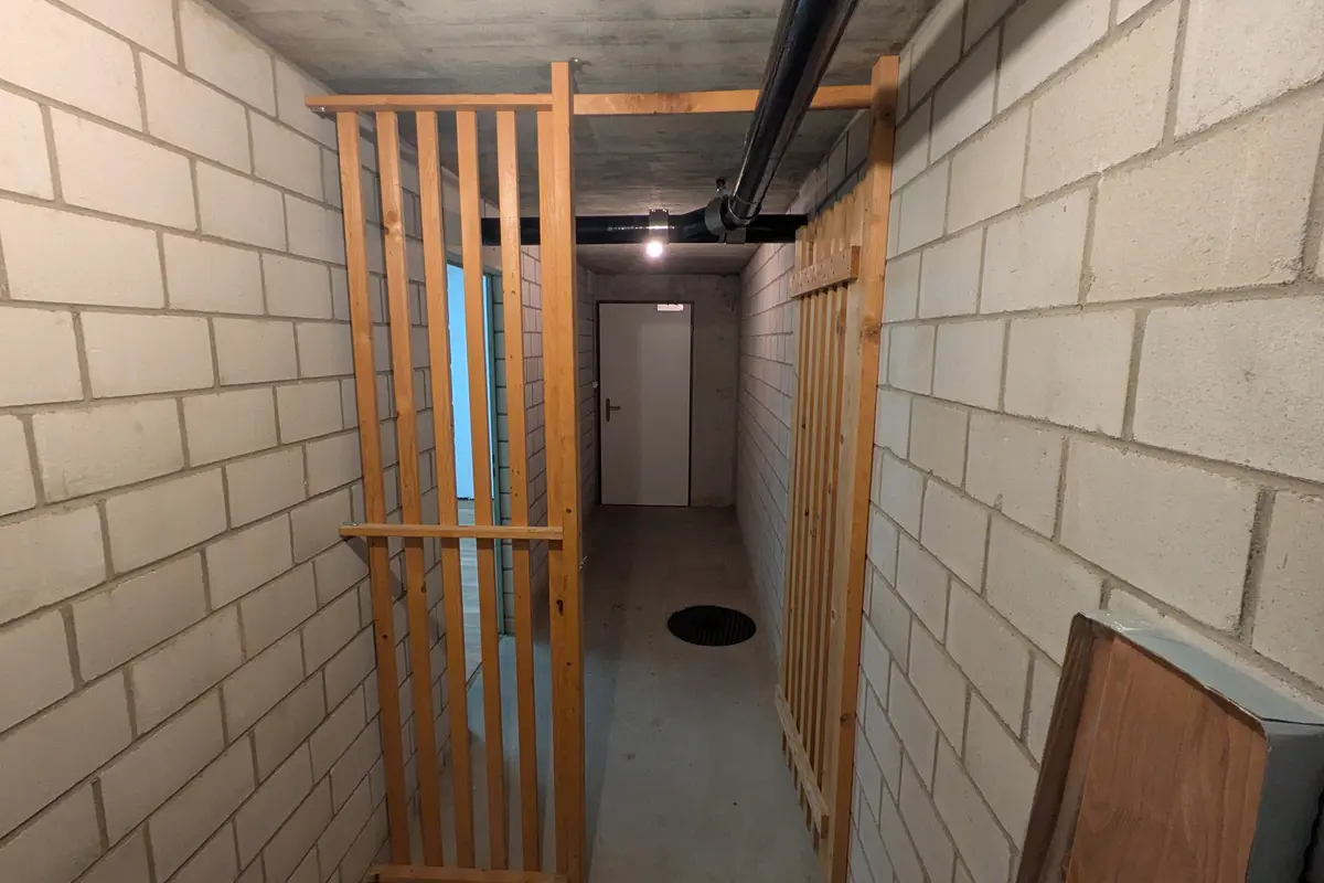 Storage room 30m2 Lagerraum Greifensee - Sandbüelstrasse 46