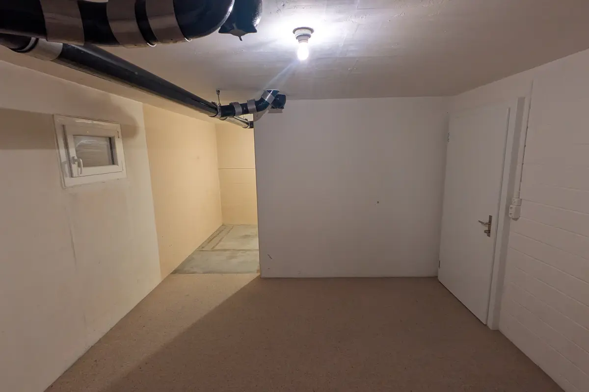 Storage room 24m2 Lagerraum Greifensee - Sandbüelstrasse 46