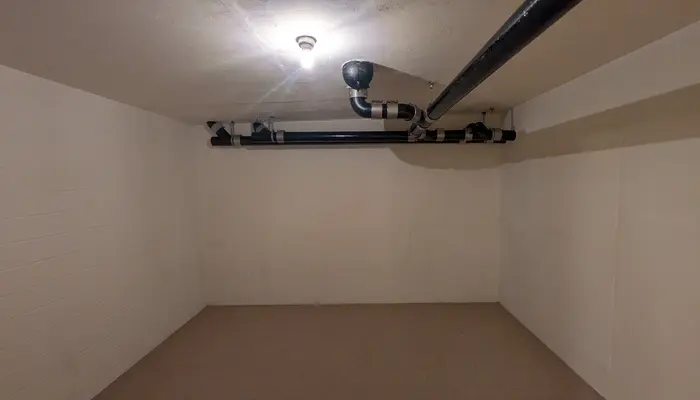 Storage room Dübendorf: Storage room Sandbüelstrasse 40-46, 8606 Greifensee