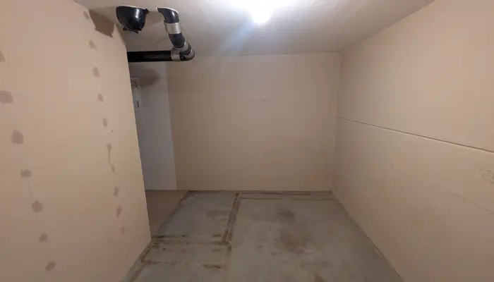 Storage room Dübendorf: Storage room Sandbüelstrasse 40-46, 8606 Greifensee