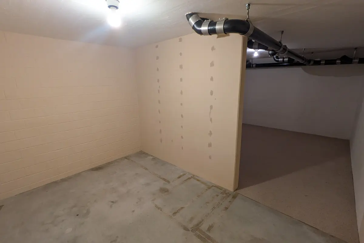 Storage room 24m2 Lagerraum Greifensee - Sandbüelstrasse 46