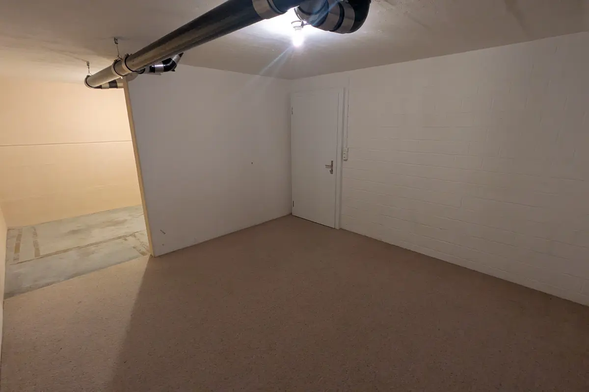 Storage room 24m2 Lagerraum Greifensee - Sandbüelstrasse 46