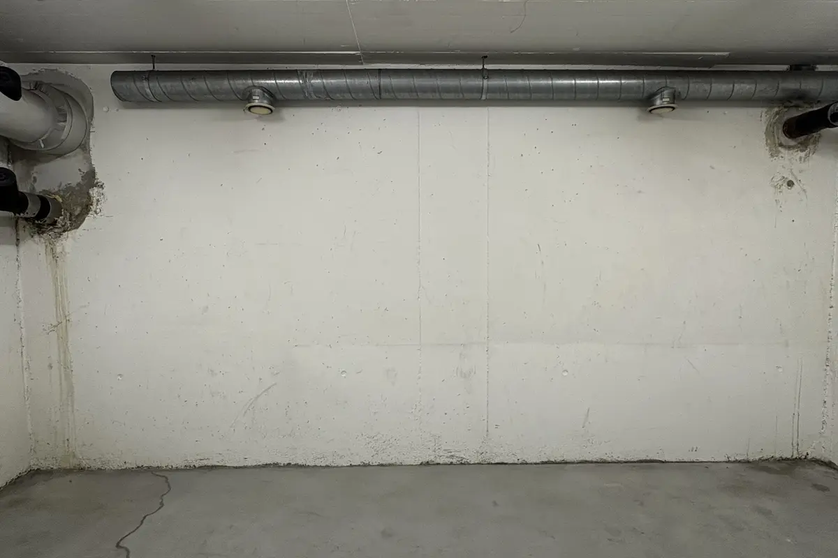 Storage room 15.5m2 Lagerraum Wädenswil - Zugerstrasse 2